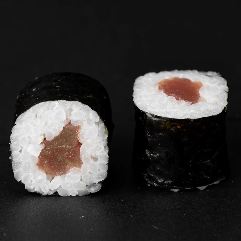6. Maguro maki (8 vnt.)